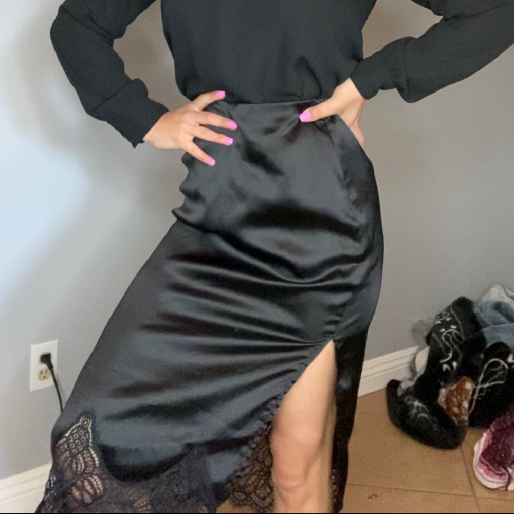 Black Satin Pencil Skirt with lace trimming size Medium